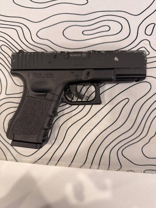 Пневматический пистолет Umarex Glock 17 (Blowback)